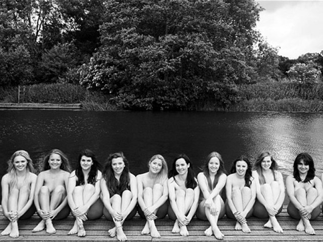 University-of-Warwick-Rowing-Society-Poses-Nude-And-Covered-For-Their-2014-Calander-02
