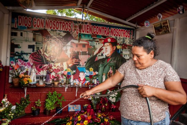 ORACIÓN "CHÁVEZ NUESTRO" SE ESTRENA EN TALLER DE FORMACIÓN DE DIRIGENTES