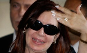 Procesan a Cristina Kirchner por asociación ilícita y ordenan embargo multimillonario
