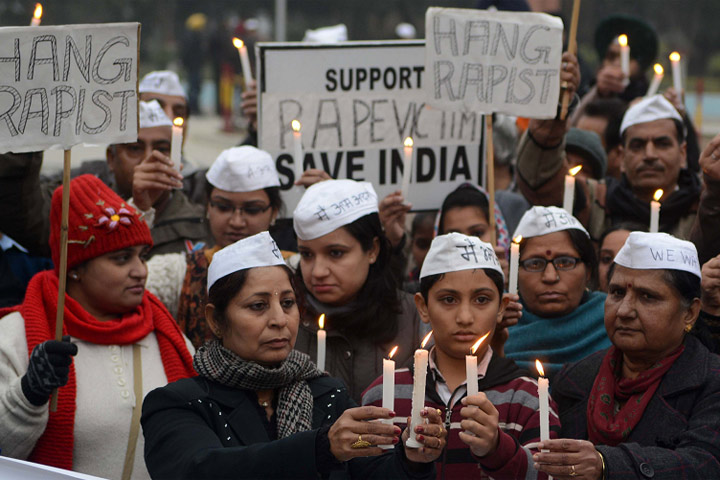 Dos de los cinco acusados por violación de estudiante india se declararán inocentes