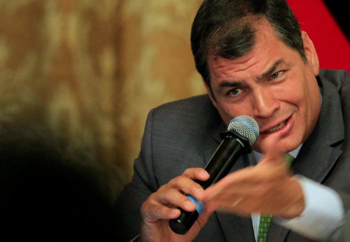 Rafael Correa congeló su sueldo por dos años