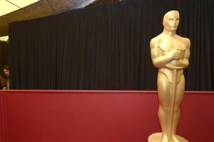 Los Óscar celebran su 85 edición sin un dominador claro (Video)