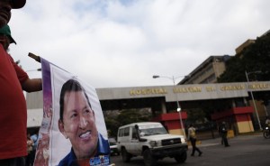 Chávez sigue en silencio mientras oposición se prepara para eventual elección