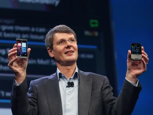 Para Blackberry, el iPhone es “anticuado”