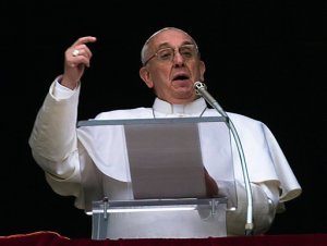 El papa dice que el confesionario no es una tintorería ni un lugar de tortura