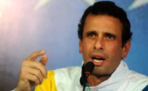 Capriles ofrecerá entrevista en breve