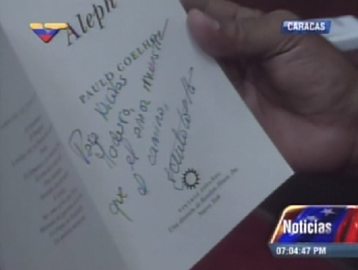 Paulo Coelho dedicó dos libros a Maduro (Video)