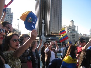 Antonio Ecarri pide a España extender los plazos para los refugiados venezolanos