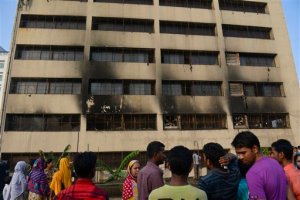 Otro incendio en una fábrica textil en Bangladesh