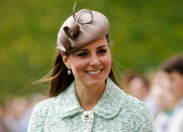 Kate se aleja de la Casa Real