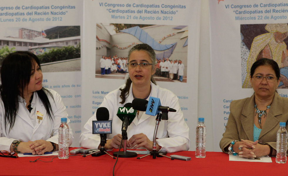 Isabel Iturria anuncia reparaciones al Hospital J.M. De Los Ríos