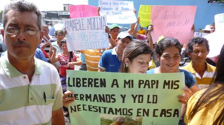 Llevan 38 días detenidos por protestar con cohetes en Barinas