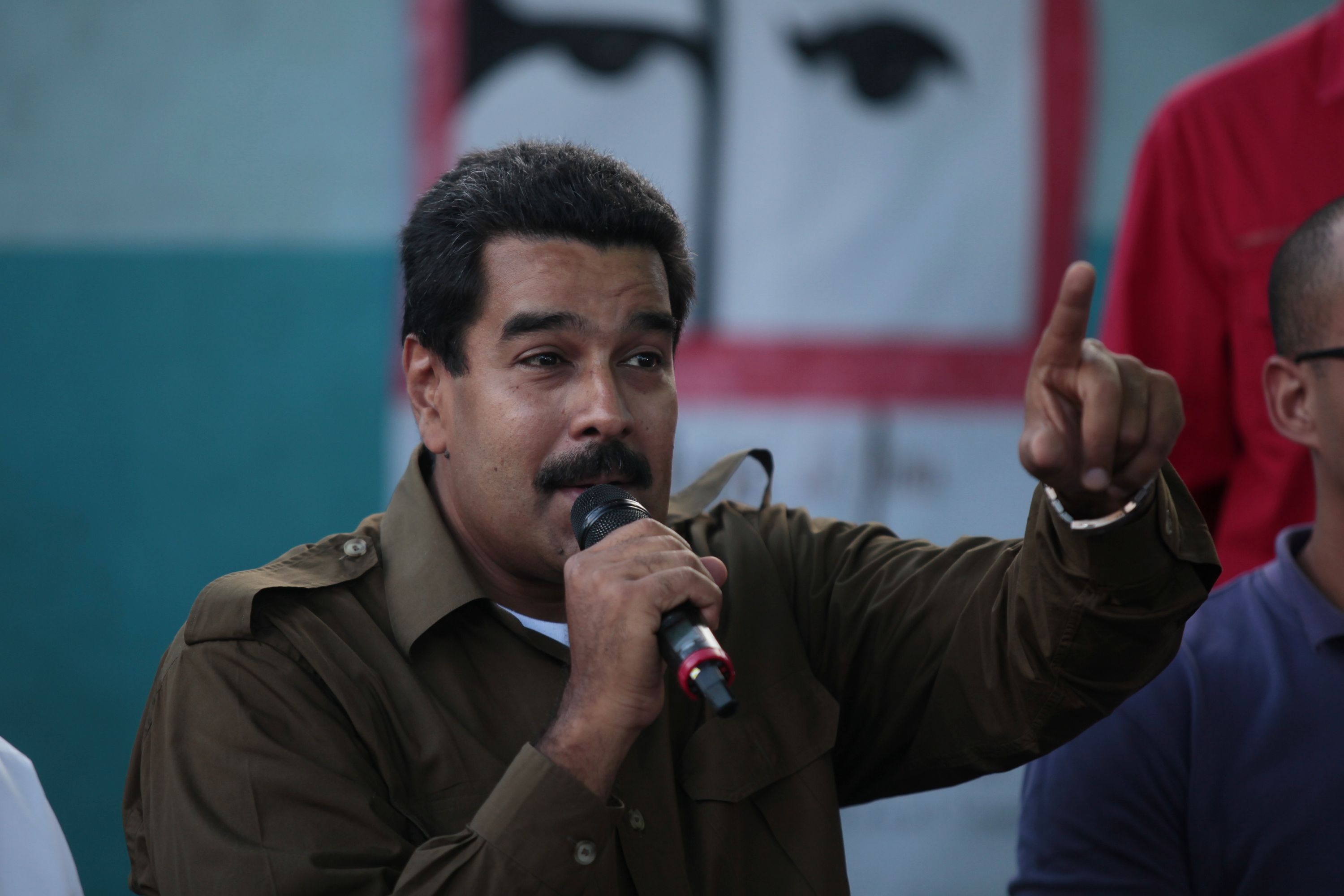 Maduro llama a una gran movilización ante las declaraciones de Obama