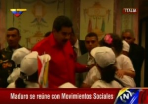 Maduro se reúne con Movimientos Sociales en Italia