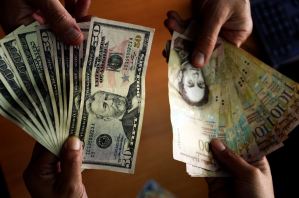 Maduro desenrolla un sistema cambiario cada vez más enrollado, según analistas