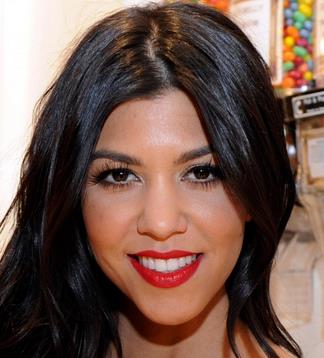 Un nuevo rumor recorre la casa Kardashian… ¿Kourtney podría estar embarazada?