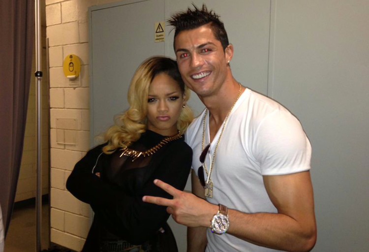 Rihanna cree que Cristiano Ronaldo es gay