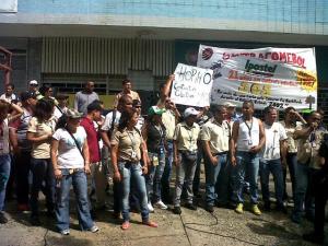 Trabajadores de Ipostel protestaron para exigir pago de pasivos laborales