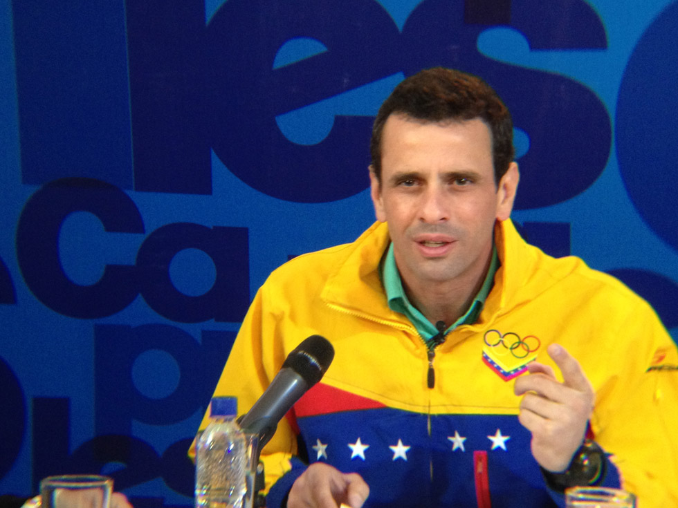 Capriles confía en que Maduro saldrá del poder por el sufragio