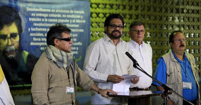 Gobierno colombiano y Farc reanudarán diálogo de paz el lunes