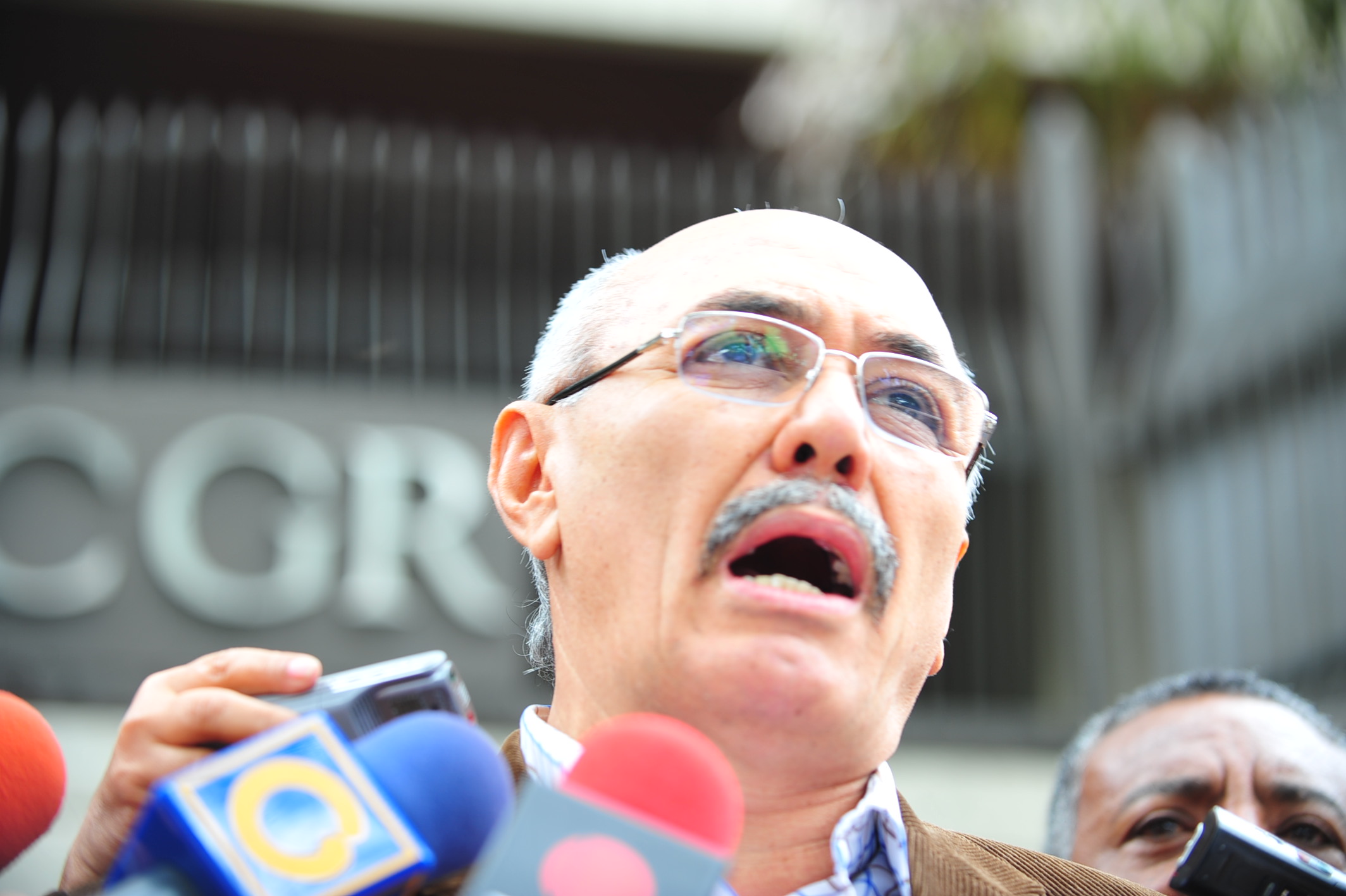 Ismael García solicitó que se investigue a la fiscal Luisa Ortega Díaz