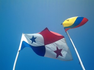 Presidentes de Colombia y Panamá intercambian informes sobre exportaciones ficticias
