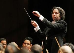 Gustavo Dudamel fue ovacionado durante 18 minutos en Salzburgo (Fotos + Video)