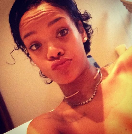 Rihanna al natural (Foto)