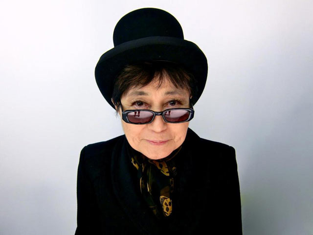 Yoko Ono recibe premio en Alemania por su trabajo a favor de la paz