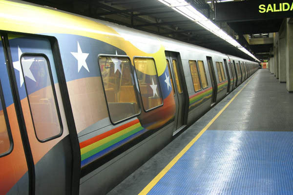 Línea 2 del Metro de Caracas incorporará más trenes en 2014