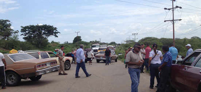 Protestas y paro cívico en Zulia por mal estado de las vías