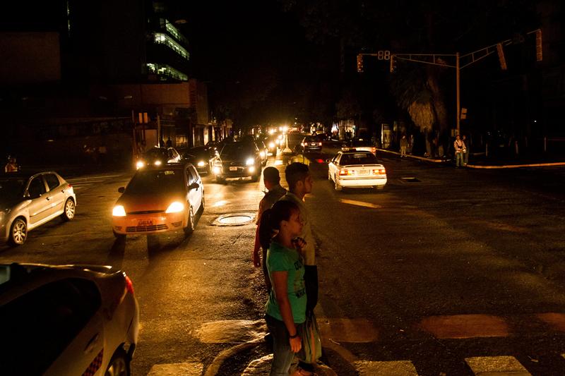 Diferentes sectores de Maracaibo estuvieron sin luz