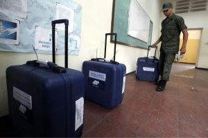 A un día de las elecciones traspasan centro de votación en Táchira