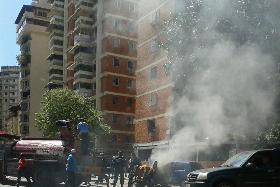 Se incendió vehículo en Bello Monte (Foto)