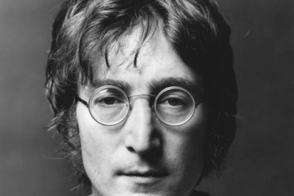 A subasta arte y poemas de John Lennon
