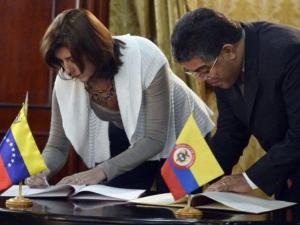 Venezuela y Colombia inauguran construcción de puente binacional
