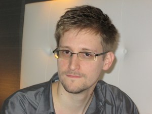 Snowden: Canadá espía a viajeros a través de aeropuertos