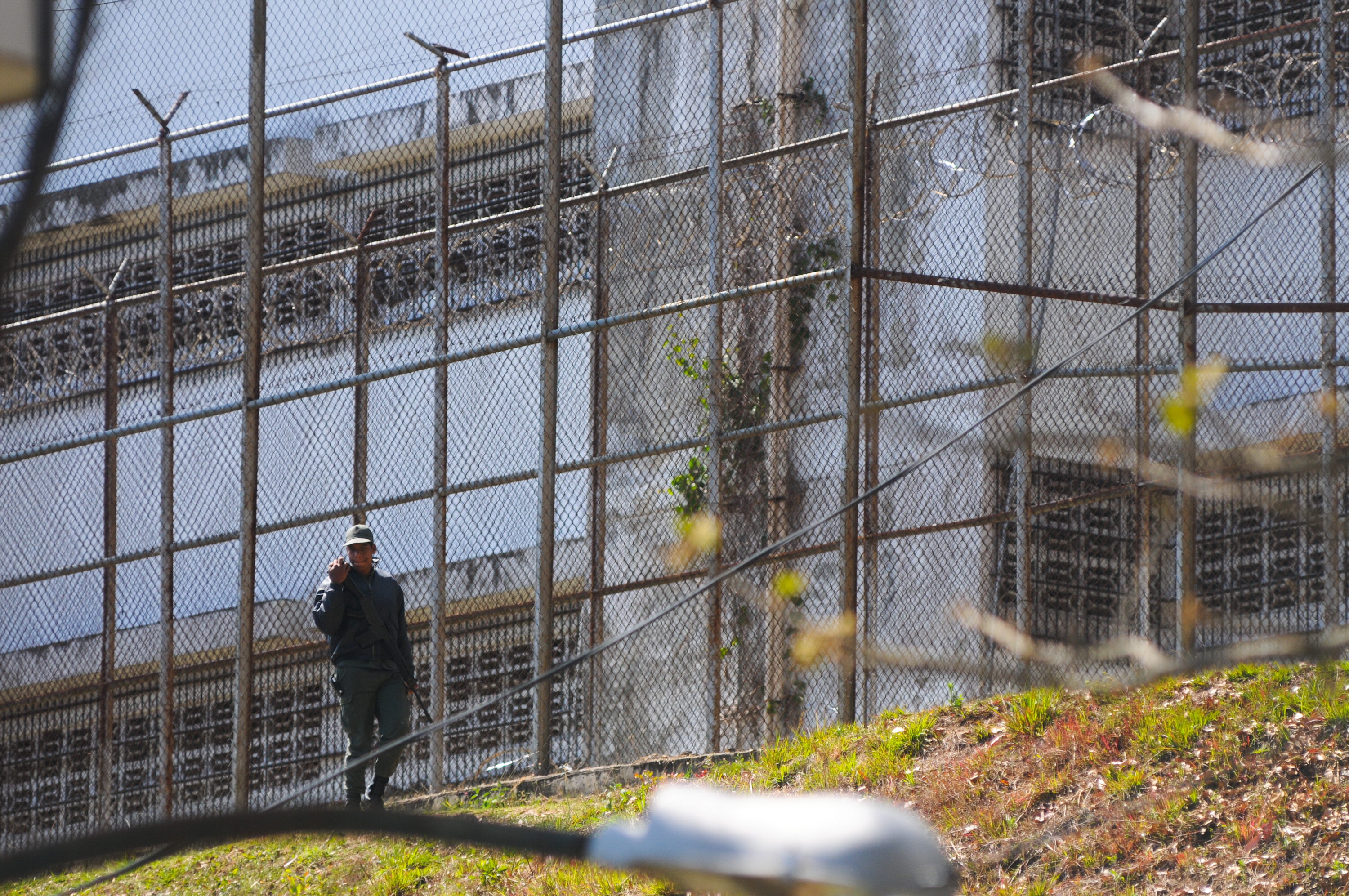 Tras fuerte requisa suspendieron las visitas en la cárcel militar de Ramo Verde #18May