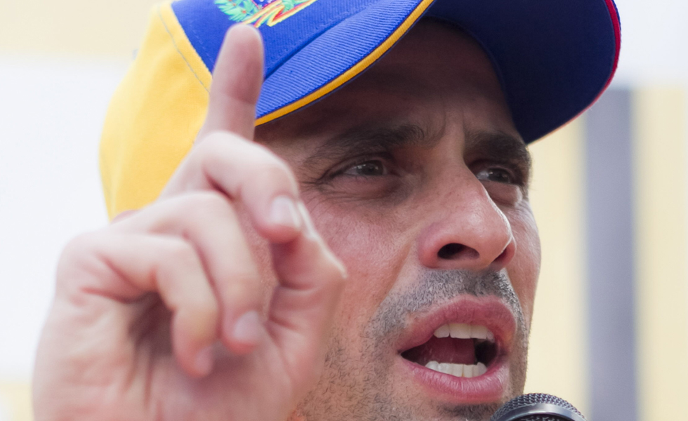 Capriles alerta que endeudamiento con China sólo beneficia a “enchufados”