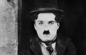 Sale a la luz “Footlight”, la única novela de Charles Chaplin