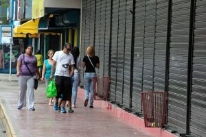 Recuperación del Puerto Libre pasa por legalizar mercado paralelo
