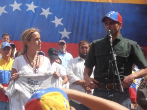 La Foto: Lilian Tintori y Capriles “El que se cansa pierde”