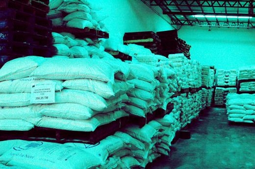 Hallan 500 toneladas de azúcar en empresa cercana a la Gobernación de Bolívar