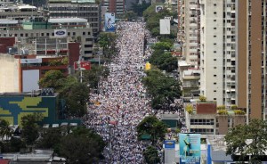 Oposición tomará “toda” Caracas este sábado “pacíficamente pero con contundencia”