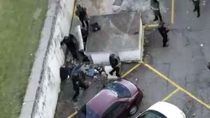 Video de la policía en Mérida golpeando estudiantes es de vieja data