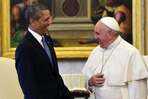 Reunión privada entre Obama y el Papa duró más de lo habitual