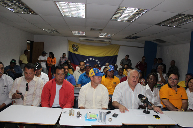 MUD: Detenciones de Ceballos y Scarano evidencia ruptura democrática en el país