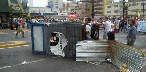 Reportan barricadas en avenidas de Maracaibo (Foto)