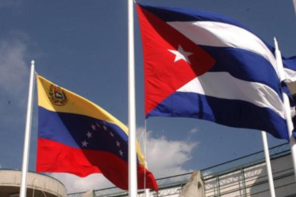 Cuba reaviva debate sobre los riesgos que corre por protestas en Venezuela
