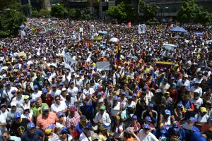 Organización y movilización para salir constitucionalmente de Maduro se anunciará en próximos días